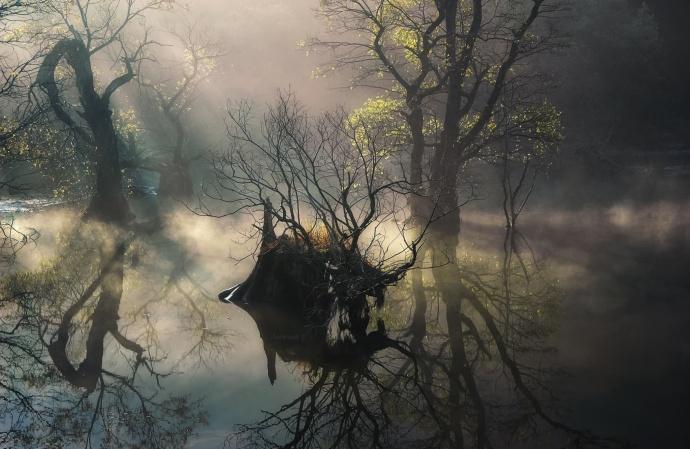 十首磅礴大气的诗词豪情万丈,40句最通透豁达的诗词超然洒脱