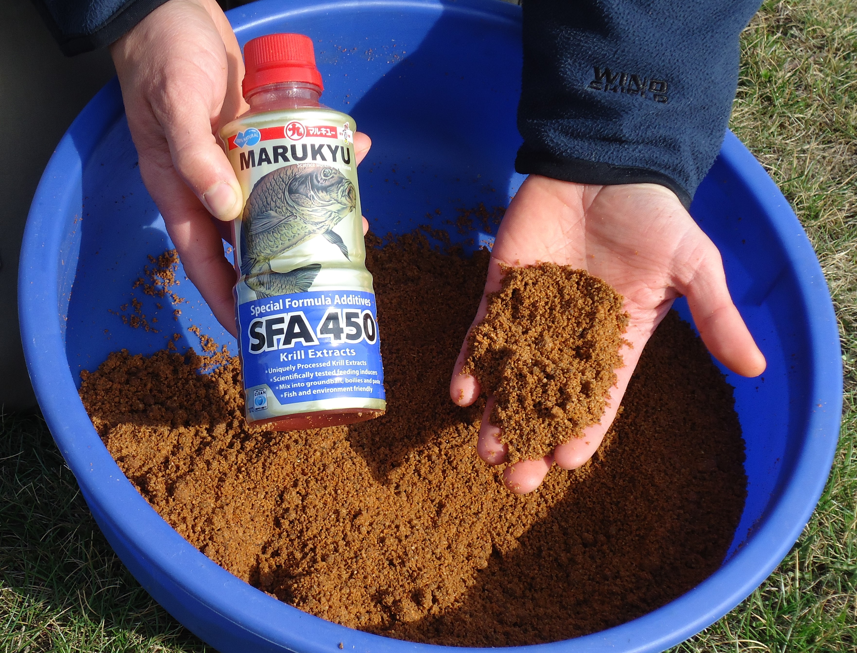 四季通杀野钓鲤鱼鲫鱼饵料配方,野钓大鲫鱼饵料配方及调漂方法