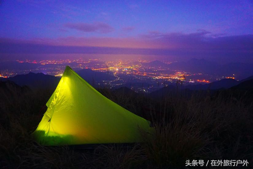 将轻量化进行到底——20L背包的千八雪地露营