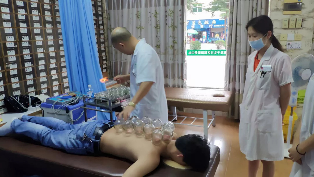 深圳社康中心是属于私人承包的吗,深圳5家社康中心