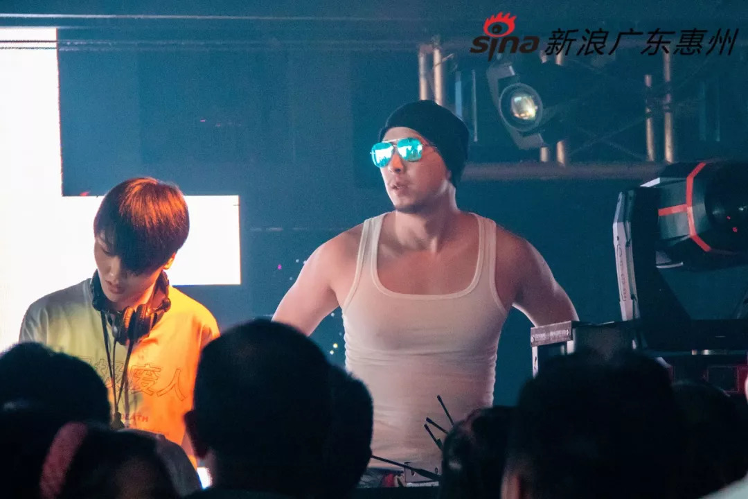 「看见惠州006期」酒吧*男舞**的夜与日