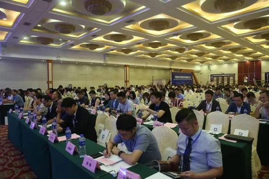 探讨珠宝职业教育发展培养高素质技能人才——“中国珠宝职业教育高峰论坛暨珠宝首饰行业职业技能鉴定考评人员培训班”在深圳隆重召开