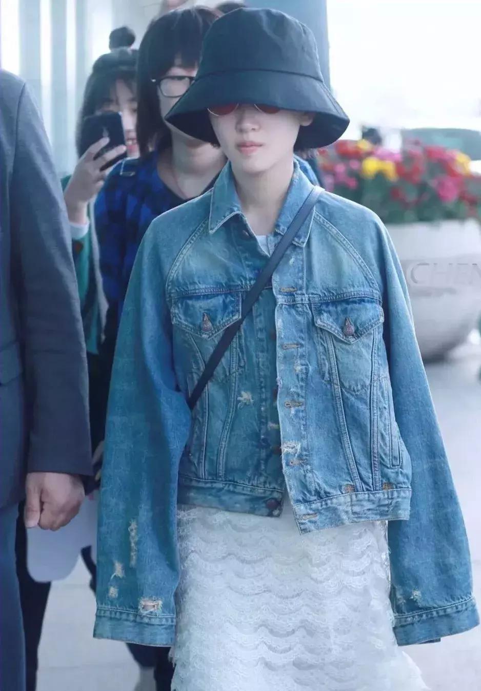 平胸妹子穿什么裙子好看,平胸穿什么类型的裙子更好看