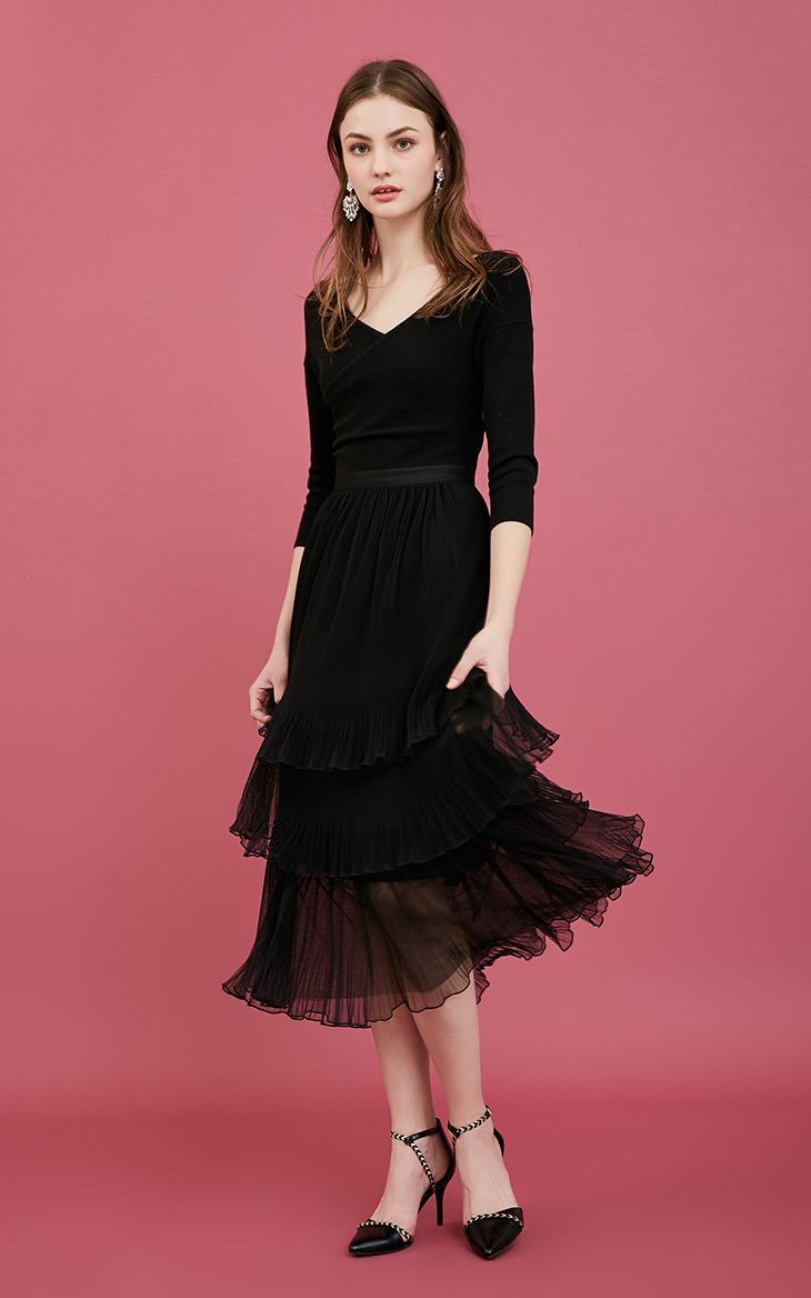 时尚气质显瘦针织百搭连衣裙女,针织连衣裙让你的秋冬造型更优雅