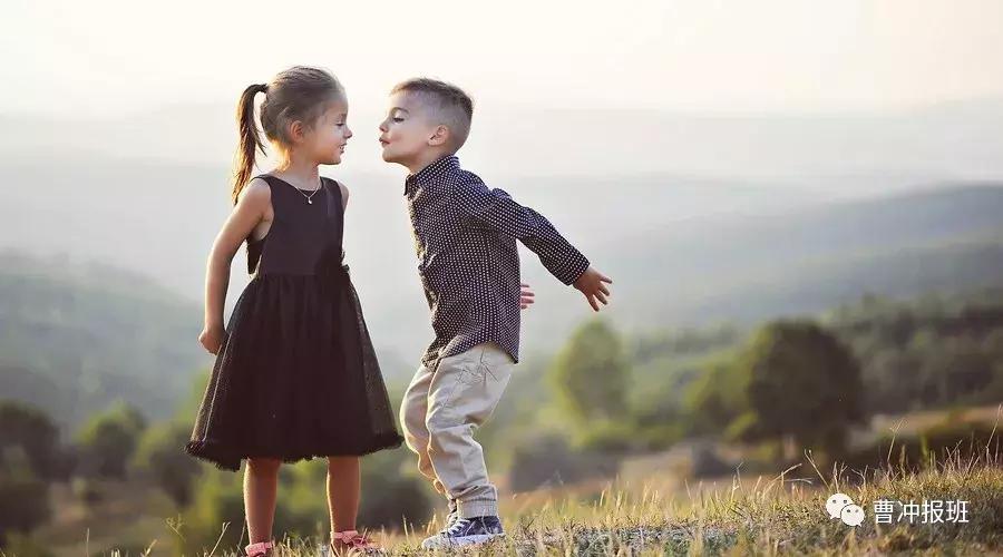 家长怎样引导男孩性教育,家长莫忽视孩子性教育