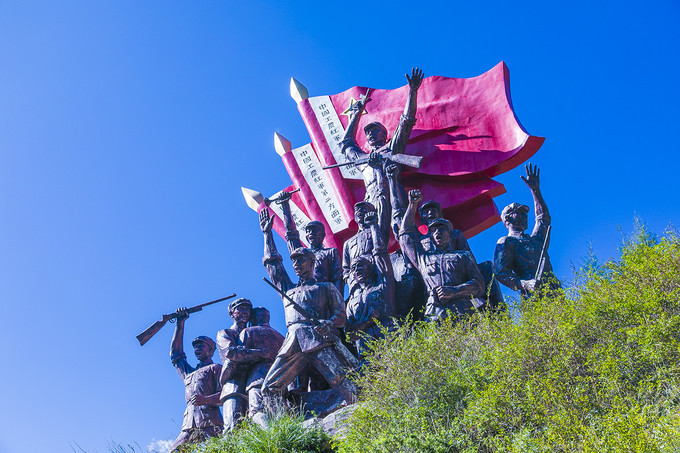 寻梦六盘山，美若九寨，毛主席在这里写下：不到长城非好汉