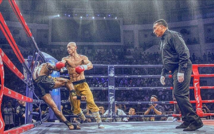 武僧一龙vs泰拳王播求,武僧一龙大战日本巨人