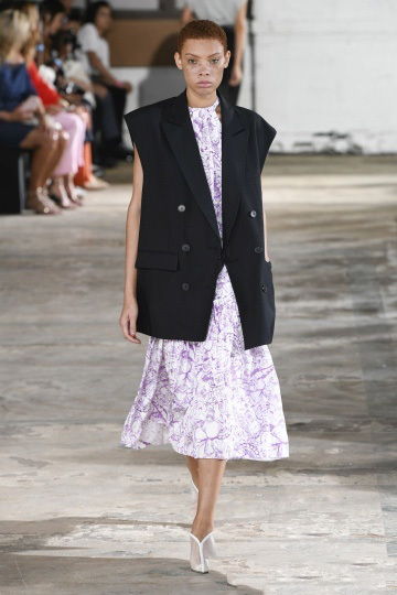 2019女装秀场潮流时尚,2019时装周高级服装秀