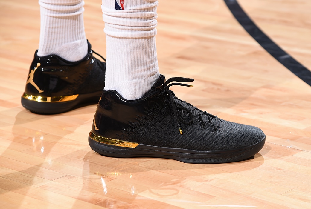 塔克球鞋上脚视频,塔克4000双球鞋