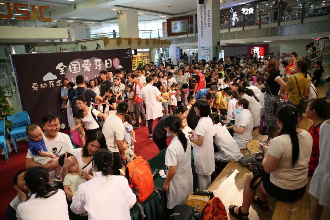 孩子蛀牙不会痛，医生为啥要杀死牙神经！你家娃中招了吗？