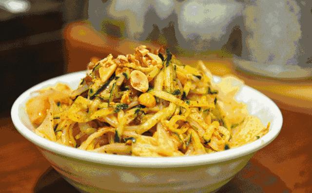 西宁——内地人心中荒凉的边疆，边疆人心中繁华的内地