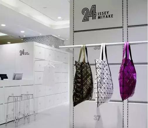 时髦精必逛的日本潮牌店,日本大阪心斋桥潮牌店