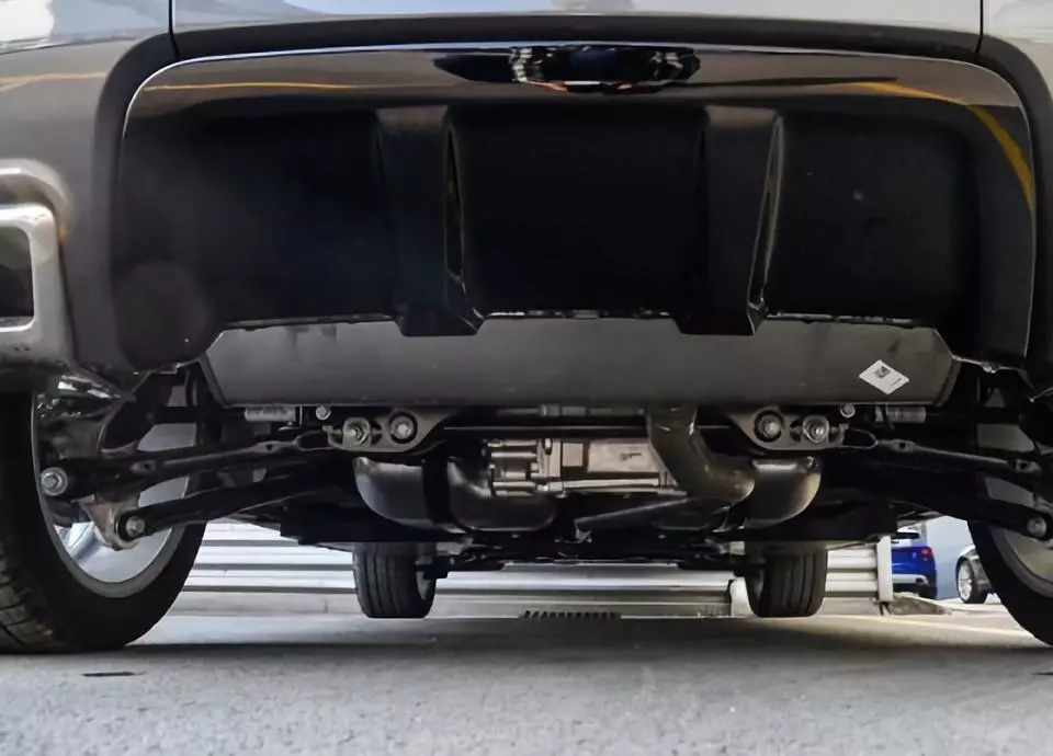 沉浸式体验路虎极光敞篷版,试驾路虎极光敞篷版