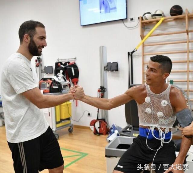 c罗和伊瓜因的关系如何,伊瓜因c罗单刀不进