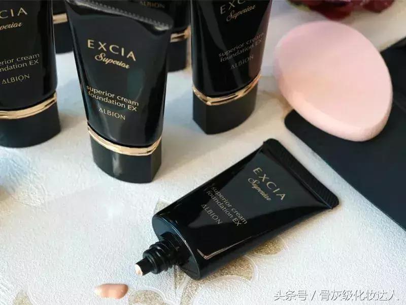 保湿遮瑕持久不脱妆粉底,粉霜和粉底液哪个更遮瑕