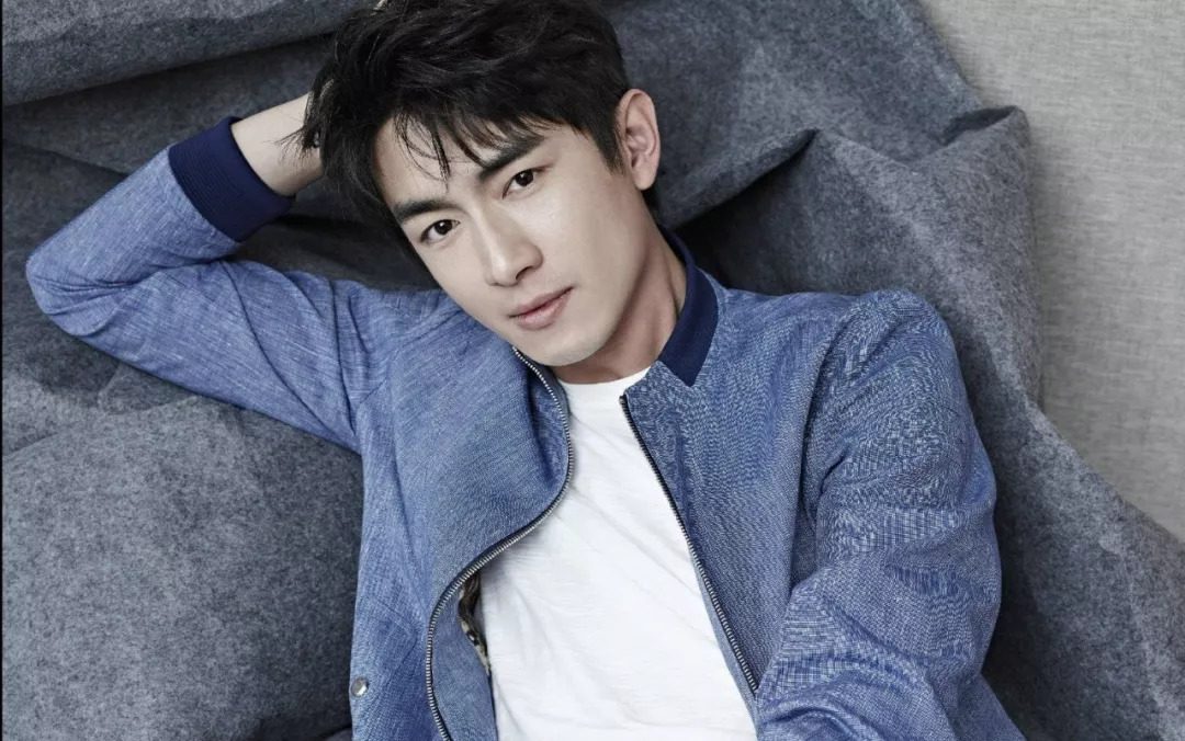 鄂尔多斯和波司登哪个好,鄂尔多斯与波司登