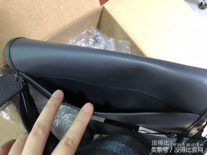 蔻驰crossbody男包,蔻驰dinky亮皮