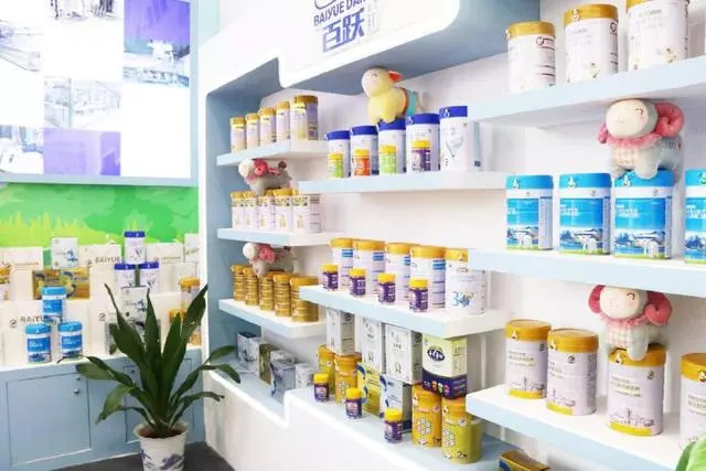 中国奶粉放心喝，君乐宝、三元、宜品、百跃、高培、红星、摇篮、花冠、优睿连续三个月抽检100%合格！