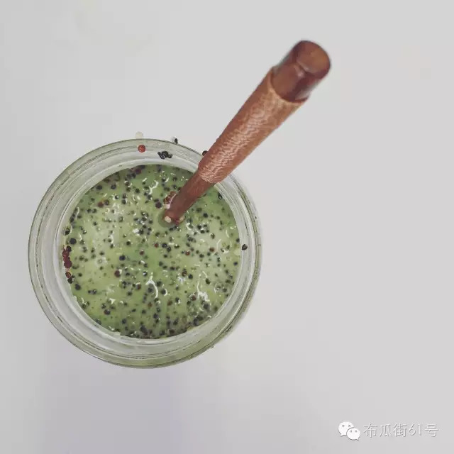 闭口痘痘怎么快速排出来,闭口痘痘身体上长怎么去除