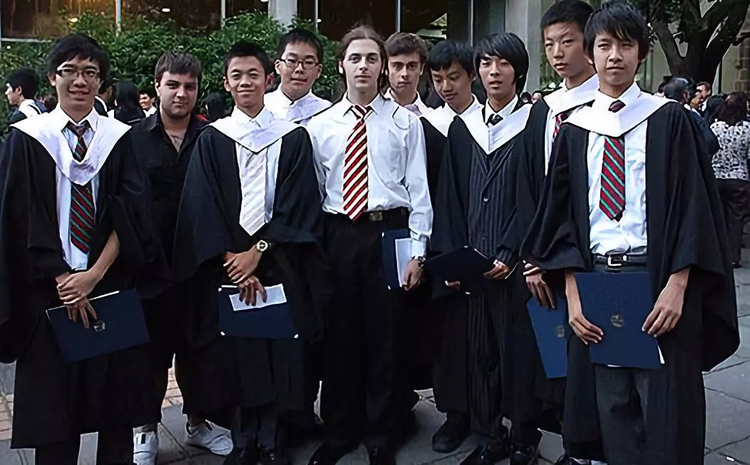 精英中学好还是高中好,精英中学的6+1课堂适合所有孩子吗