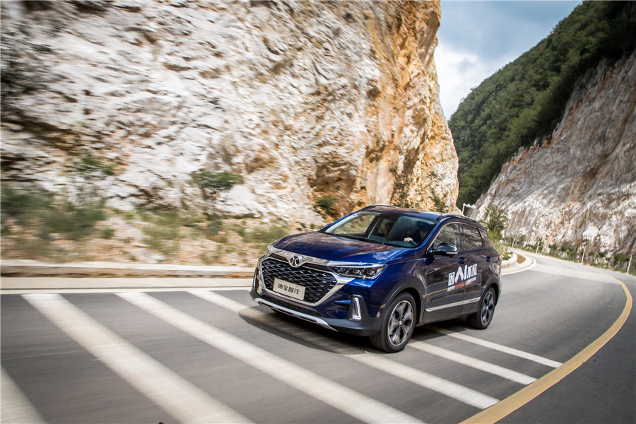 绅宝智行ai智能科技风,北汽绅宝智行的ai体验怎么样