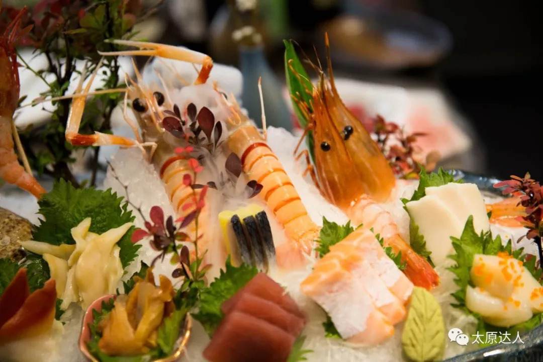 7折！开在美术馆里的大师级日料！100+种菜品无限畅吃~