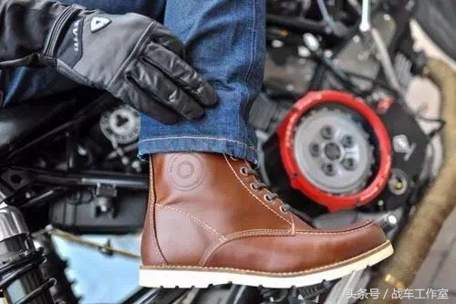 用复古解构哈雷宝马的土豪文化