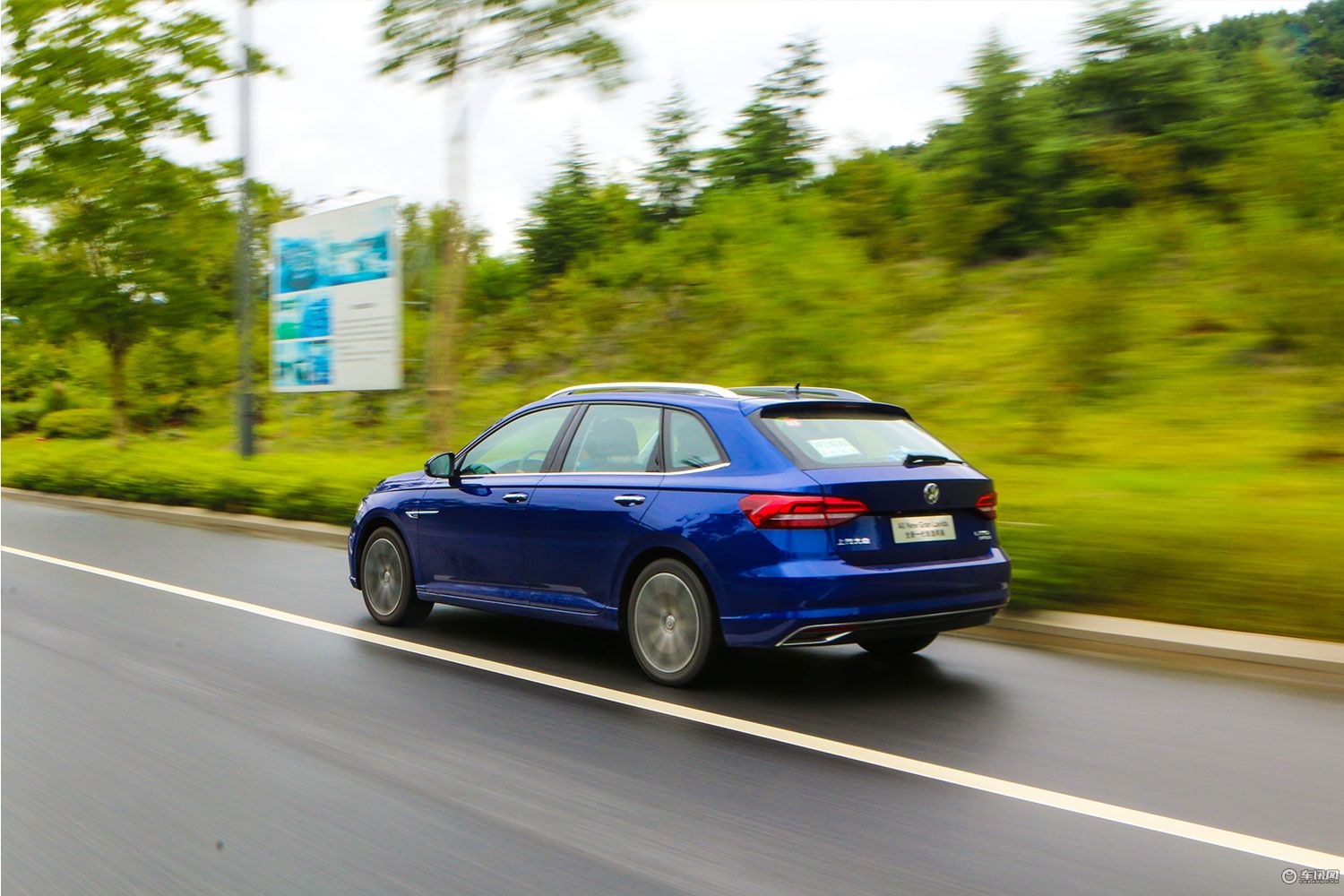 全新朗逸两厢版上市,全新朗逸两厢版