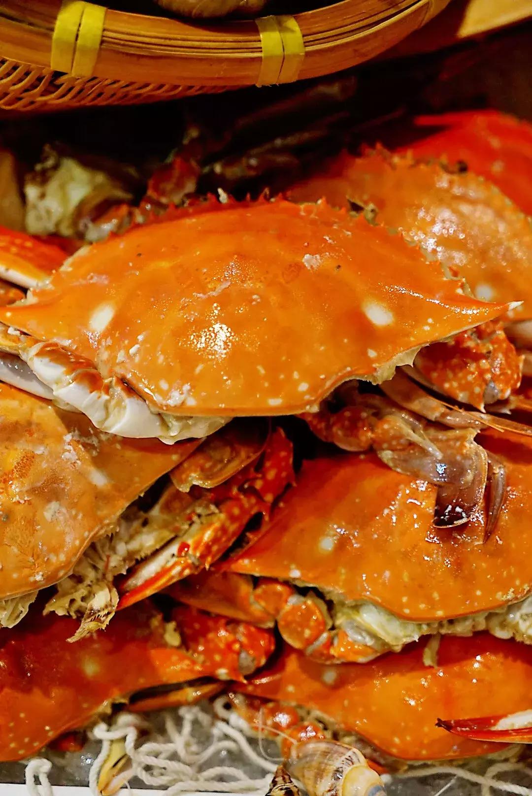 蟹黄的肥美鲜香,蟹黄味蟹香馥郁入口松脆