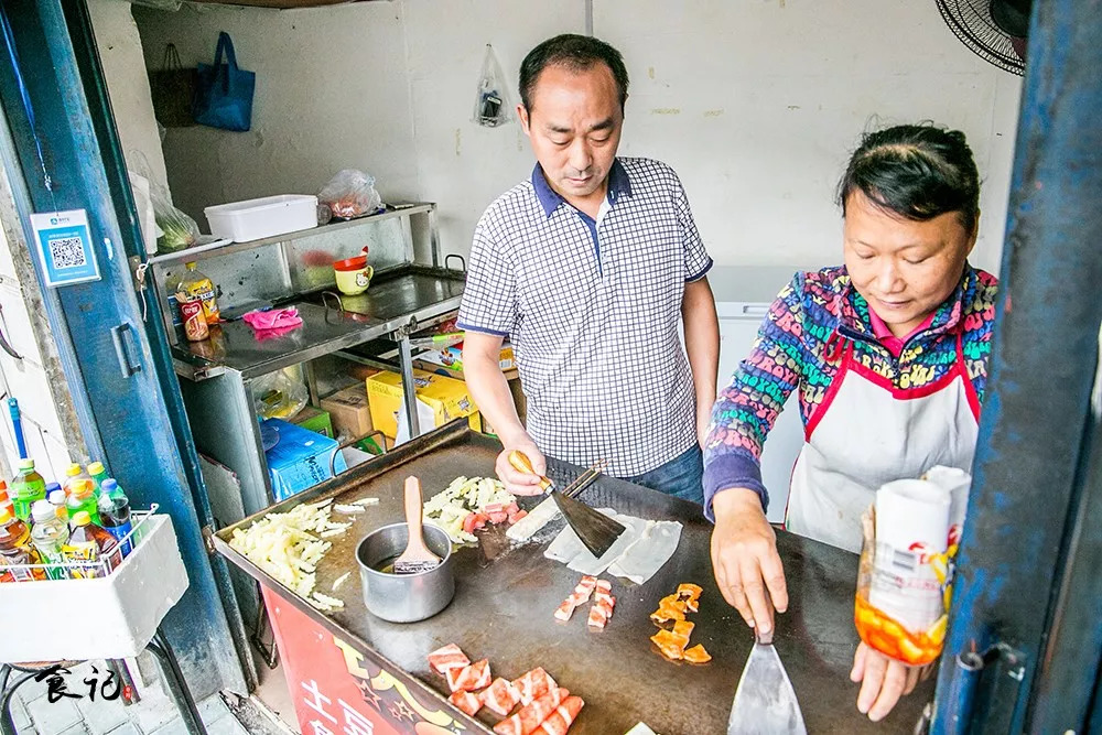 街边铁板烧多少钱一份,杭州校门口铁板烧