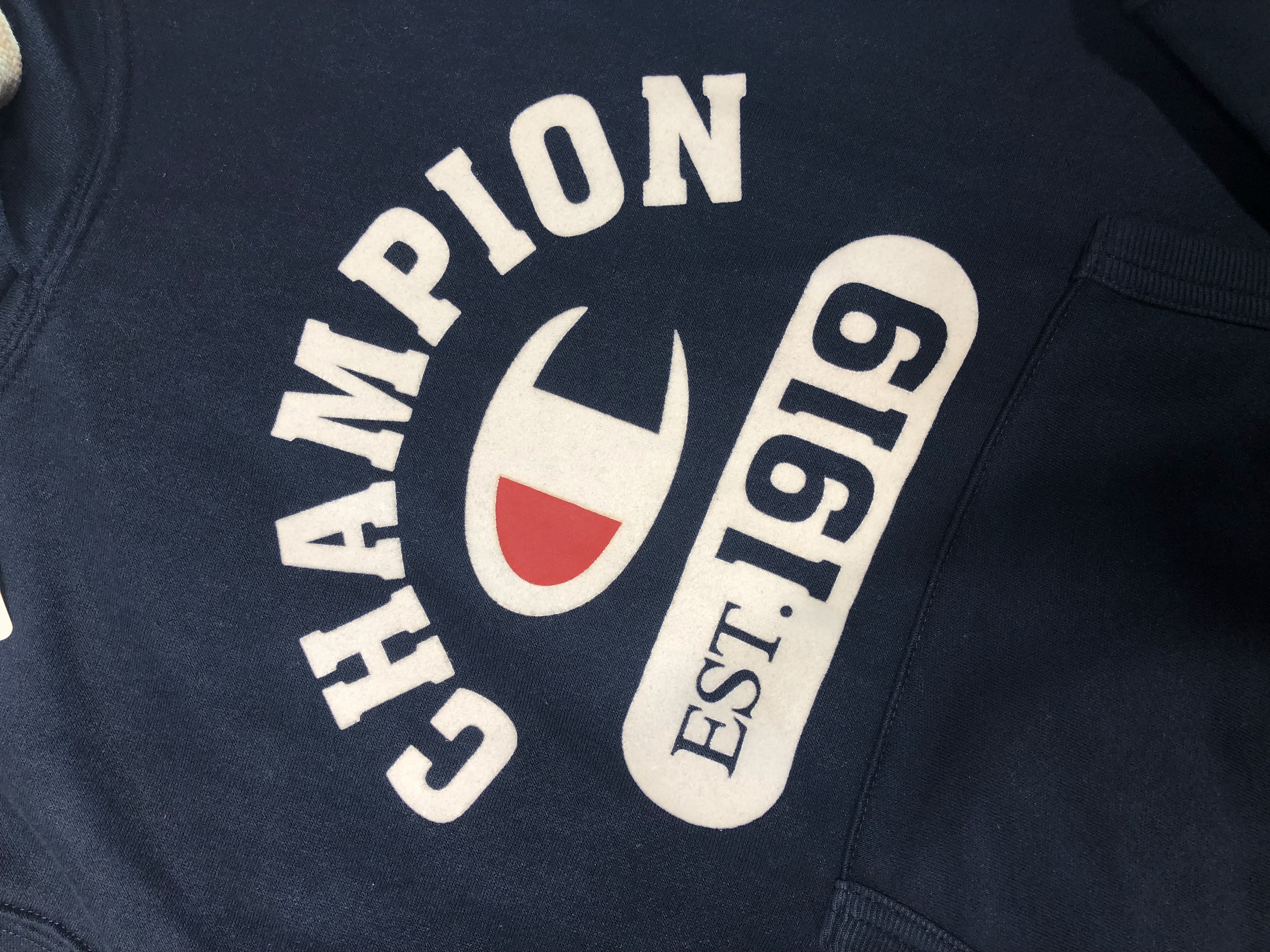 冠军champion是不是有两个档次,美版冠军champion真假区别