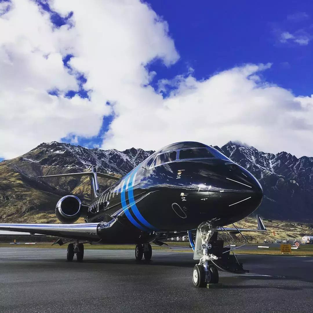 日本亿万富翁开启太空旅行,日本亿万富翁登上月球