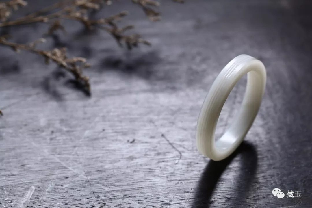 挑选和田玉玉镯五大技巧,挑选和田玉要注意什么