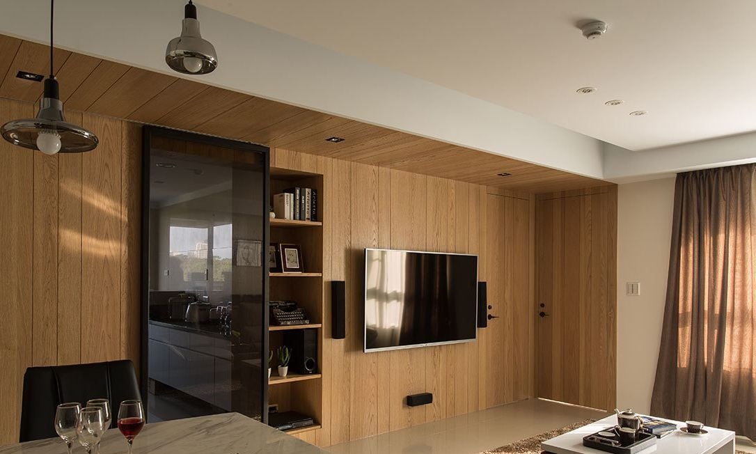 长方形客厅沙发储物柜设计效果图,客厅靠墙柜子储物柜宽1.2米暖白色