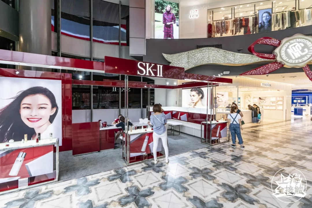 魔都奥特莱斯,魔都奥特莱斯与奥特莱斯