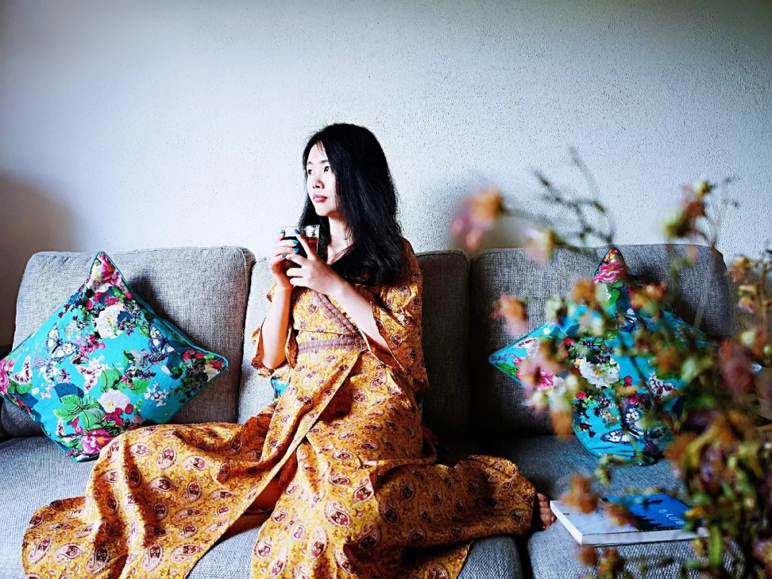 离开故里赴香港30载，玉龙雪山依然屹立为她守候丨丽江·久木居舍