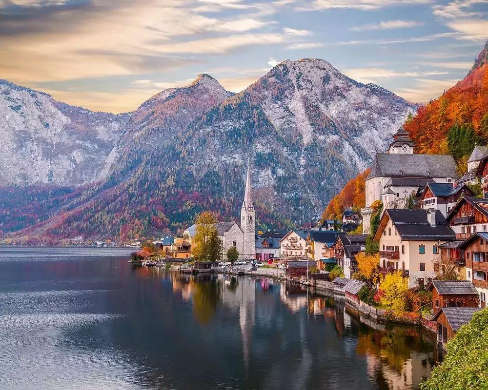 比周杰伦大婚的地方更震撼，还是迪士尼城堡原型地！快来打卡！