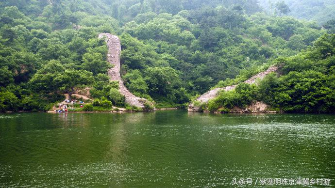 黄花城水长城特色,黄花城水长城景区里有什么吃的