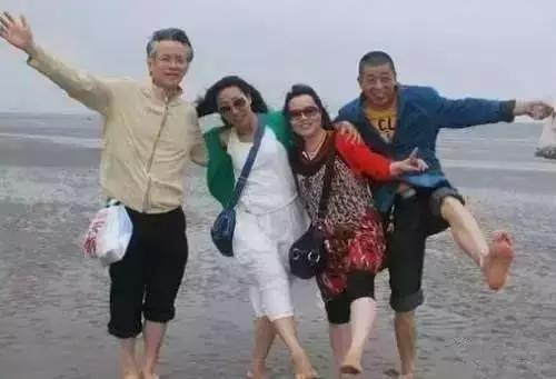 饭后半小时是黄金养生期,养生黄金期是睡前1小时