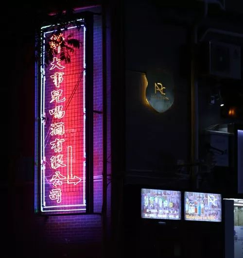 不吃月饼不回家的中秋，真好