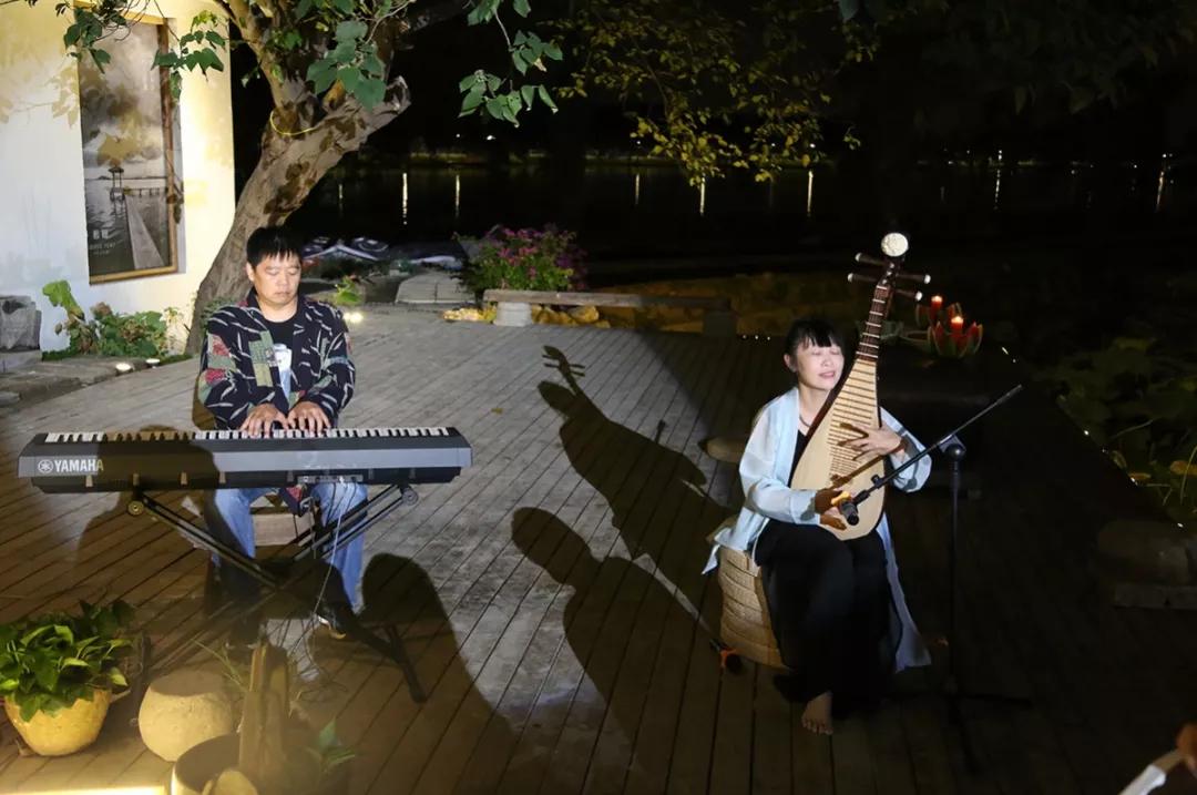 家乡魅力秀：武汉慧心雅社演绎东湖民间祭月，媲美古装实景大剧