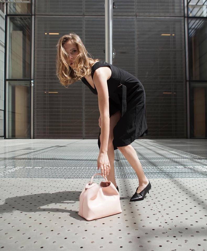 皮质包包脏了,大牌包包怎么清洗和保养