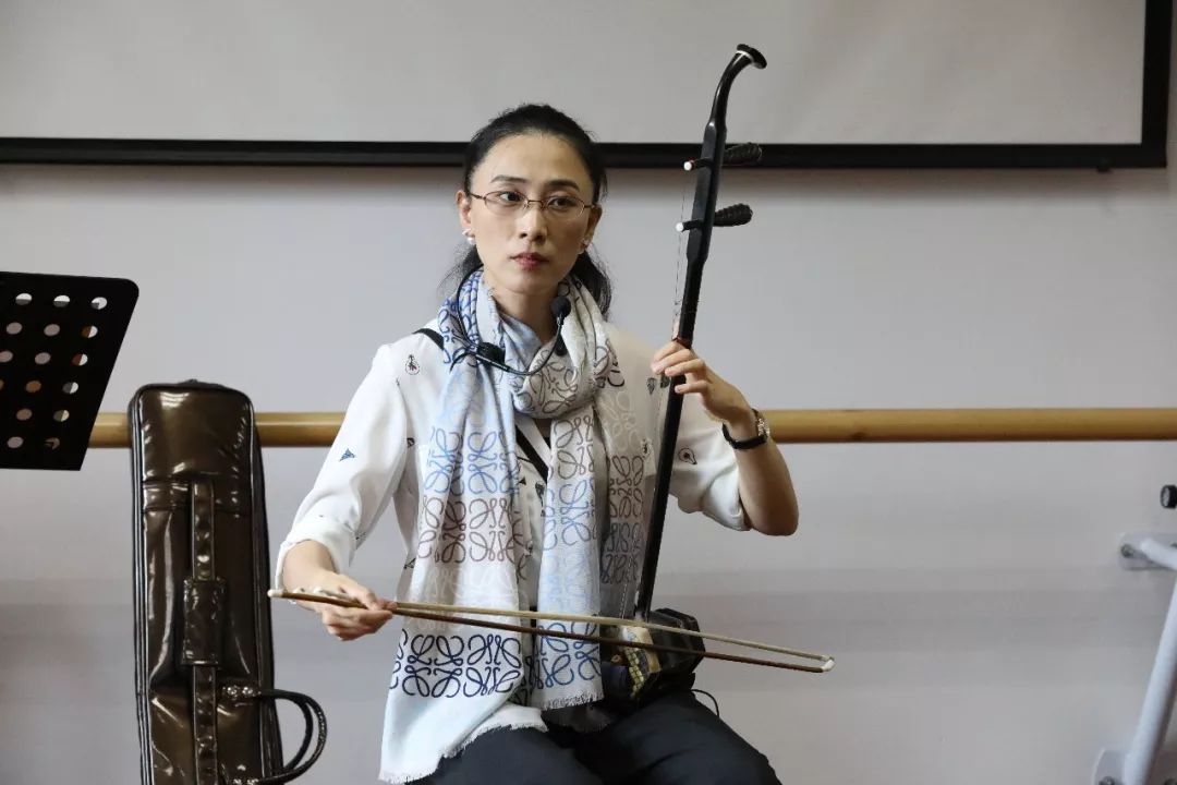 中国民族管弦乐学会青岛成功举办古筝二胡琵琶考级指导教师研修班