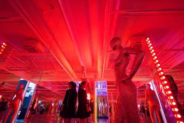 “再无纽约1970s”大型新媒体沉浸式体验摄影展在京开幕