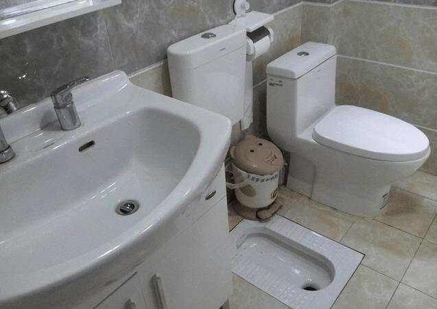 卫生间为什么要垫高,装修卫生间蹲坑一定要抬高吗