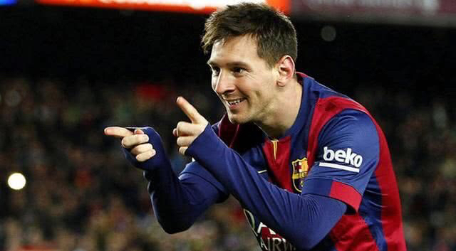 足球贝克汉姆退役了吗,贝克汉姆被主持人问为什么退役