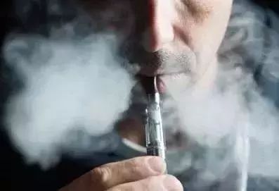 *子烟电**无毒最健康？美国研究揭开*子烟电**“谎言”，别再害自己了！