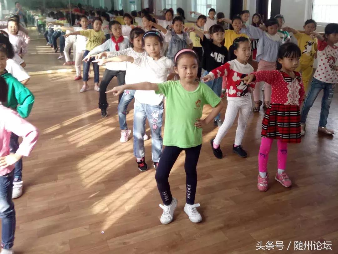 仁爱洪小，扬帆启航——随县洪山镇小学秋季教育工作纪实