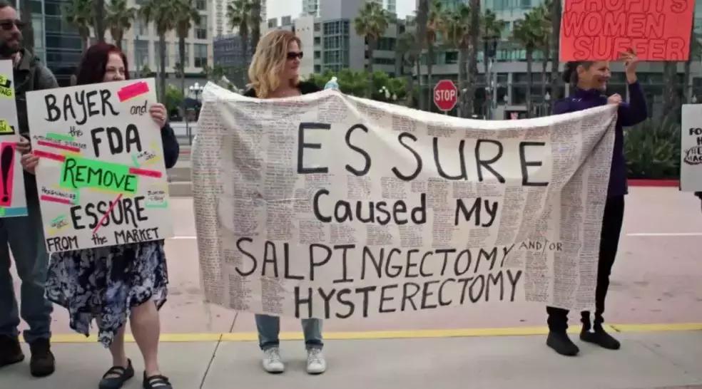 豆瓣8.9分！美国把医疗黑幕拍成无尿点神作，堪称美版《药神》