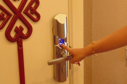 智能锁常见故障维修视频,飞利浦智能锁开关的常见故障